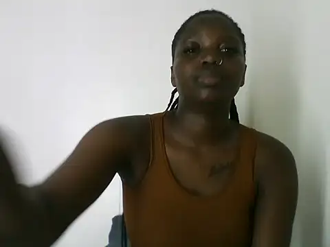 Snapshot of MelinVash chatting on 05-19-26, 10:49 MelinVash online show from 05-19-26, 10:49