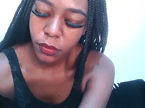 Snapshot of secxy-Petite chatting on 05-28-26, 09:23 secxy-Petite online show from 05-28-26, 09:23