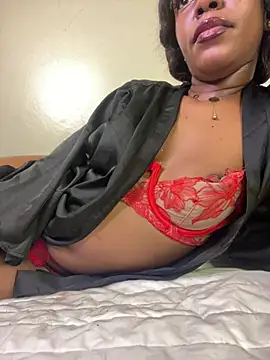 Snapshot of secxy-Petite chatting on 07-10-26, 10:12 secxy-Petite online show from 07-10-26, 10:12