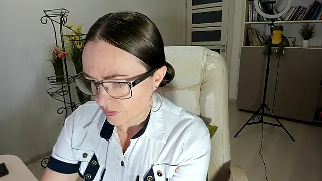 Vika73 online show from 01-13-26, 06:51