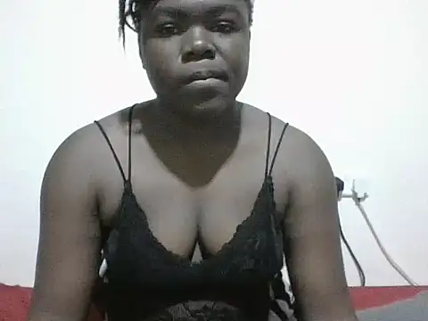 Snapshot of evethegurl chatting on 06-18-26, 10:03 evethegurl online show from 06-18-26, 10:03