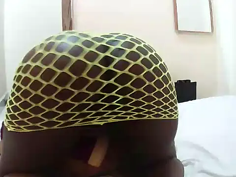 Snapshot of juicychocolate_Ass07 chatting on 06-22-26, 07:55 juicychocolate Ass07 online show from 06-22-26, 07:55