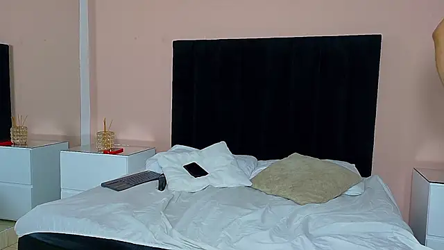 MILA AND COTI online show from 07-18-26, 08:34