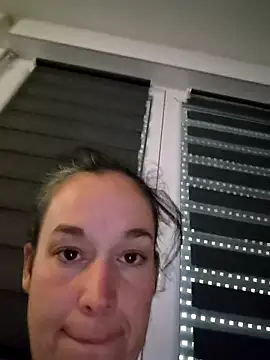 adelinegirly online show from 06-16-26, 04:59