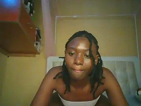 Preetygirlyz online show from 06-10-26, 03:55