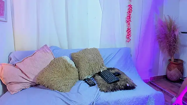 Your Liliana69 online show from 05-20-26, 03:34