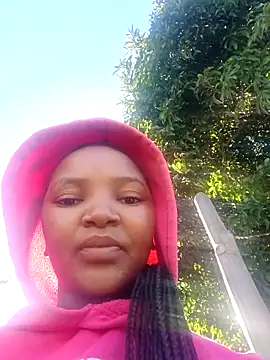 Snapshot of SexySisa chatting on 05-17-26, 08:45 SexySisa online show from 05-17-26, 08:45