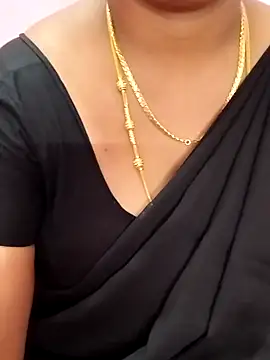 Snapshot of Tamil_Hot_Kulfi chatting on 06-06-26, 03:33 Tamil Hot Kulfi online show from 06-06-26, 03:33