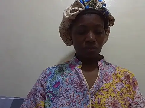 Snapshot of Eebony_Bubbly chatting on 06-03-26, 05:07 Eebony Bubbly online show from 06-03-26, 05:07