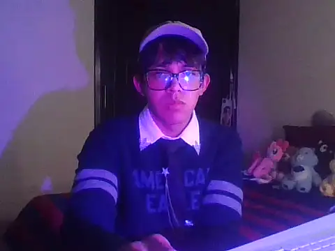 Snapshot of itssasan chatting on 05-22-26, 03:02 itssasan online show from 05-22-26, 03:02