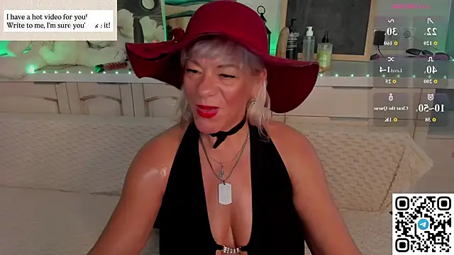 Snapshot of Anna_Coolidge chatting on 06-29-26, 01:01 Anna Coolidge online show from 06-29-26, 01:01