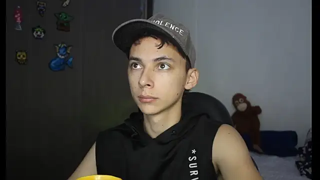 archi love online show from 12-08-24, 10:36