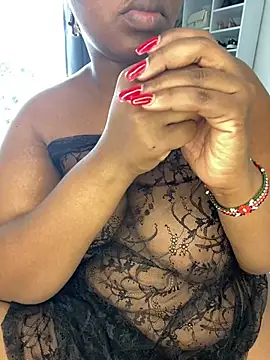 Snapshot of BIGMAMA011 chatting on 06-23-26, 12:03 BIGMAMA011 online show from 06-23-26, 12:03