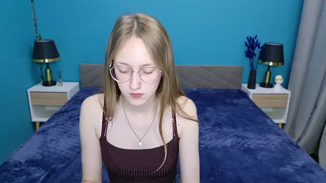 Calista Everleig online show from 05-26-26, 05:58