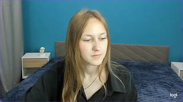 Snapshot of Calista_Everleig chatting on 05-27-26, 05:59 Calista Everleig online show from 05-27-26, 05:59