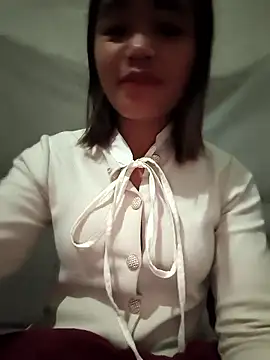 Snapshot of Emma-sin chatting on 06-11-26, 01:16 Emma-sin online show from 06-11-26, 01:16