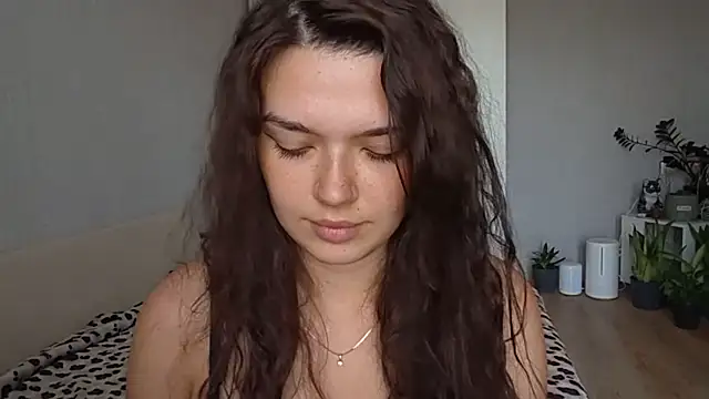 Snapshot of Vicki_queen chatting on 06-29-26, 10:15 Vicki queen online show from 06-29-26, 10:15