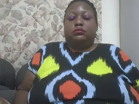 Snapshot of fat_ebonyqueen chatting on 06-23-26, 08:07 fat ebonyqueen online show from 06-23-26, 08:07