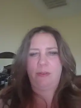 Snapshot of Bigtittymilkmommy chatting on 05-21-26, 11:45 Bigtittymilkmommy online show from 05-21-26, 11:45