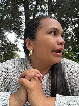 NoahJade online show from 07-18-26, 03:05