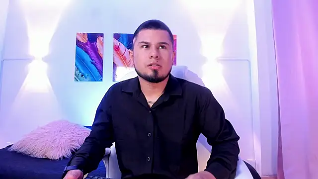 Snapshot of dominikvega chatting on 06-12-26, 06:29 dominikvega online show from 06-12-26, 06:29