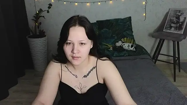 Snapshot of Tori_cute chatting on 05-28-26, 12:19 Tori cute online show from 05-28-26, 12:19