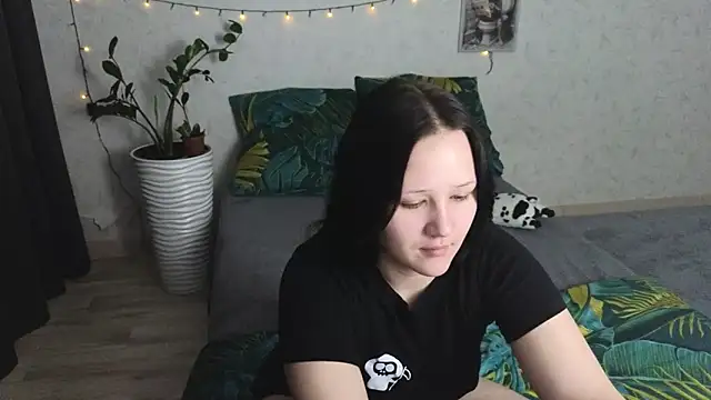 Snapshot of Tori_cute chatting on 05-31-26, 12:41 Tori cute online show from 05-31-26, 12:41