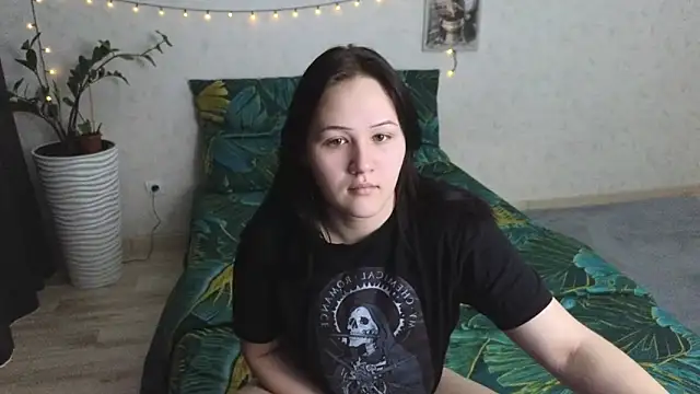 Snapshot of Tori_cute chatting on 06-03-26, 02:58 Tori cute online show from 06-03-26, 02:58