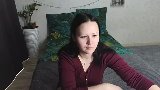 Snapshot of Tori_cute chatting on 06-16-26, 02:36 Tori cute online show from 06-16-26, 02:36