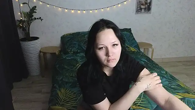 Snapshot of Tori_cute chatting on 06-21-26, 02:36 Tori cute online show from 06-21-26, 02:36