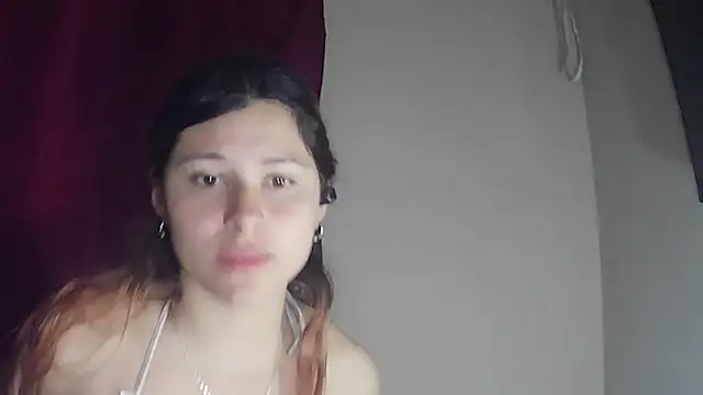 Snapshot of StarElii chatting on 06-18-26, 05:08 StarElii online show from 06-18-26, 05:08