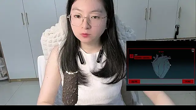 Erya-369 online show from 06-13-26, 01:20