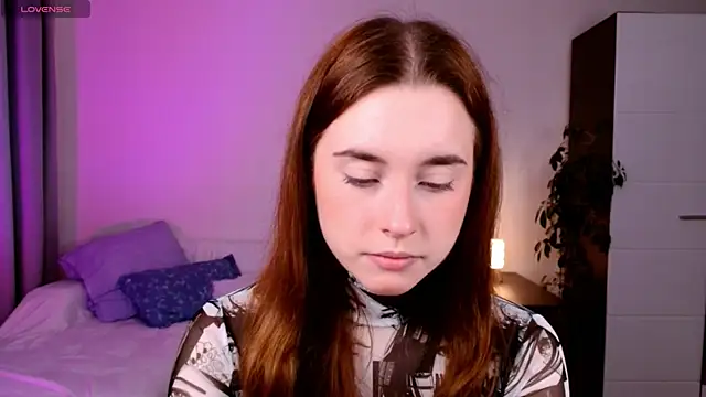Snapshot of Lilit_Dream chatting on 07-17-26, 02:40 Lilit Dream online show from 07-17-26, 02:40