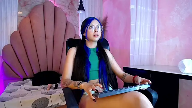 Kyomi Hunt online show from 07-16-26, 03:34