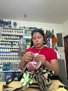ISABELLA  LUNA online show from 06-16-26, 01:58