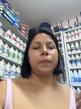 ISABELLA  LUNA online show from 07-29-26, 01:42