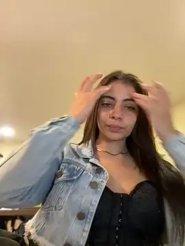 Hanna Cruz  online show from 07-07-26, 04:33