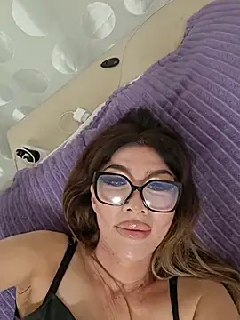 Snapshot of JessicaNichols_ chatting on 07-03-26, 03:51 JessicaNichols online show from 07-03-26, 03:51