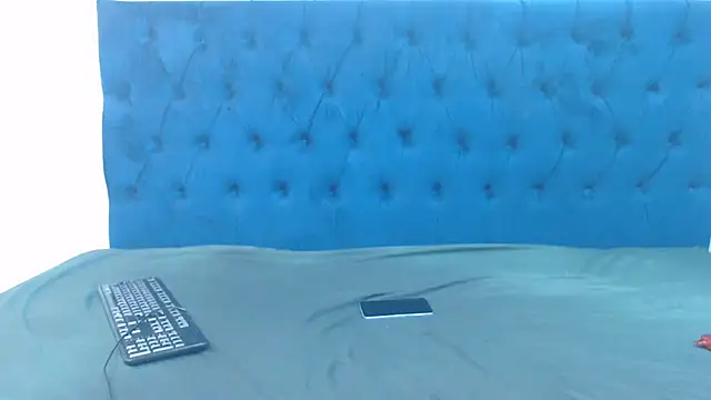 Snapshot of AmberDiamondMMXXX chatting on 06-18-26, 03:16 AmberDiamondMMXXX online show from 06-18-26, 03:16