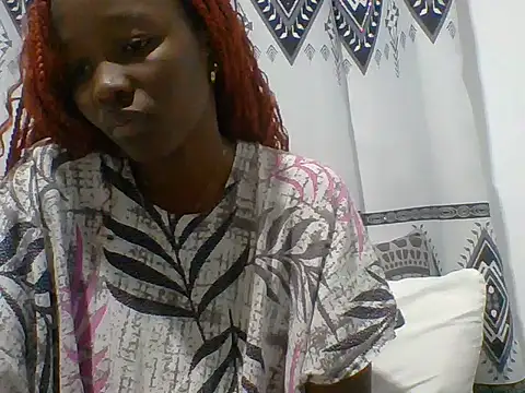 Snapshot of Shania_loveer chatting on 07-01-26, 06:40 Shania loveer online show from 07-01-26, 06:40