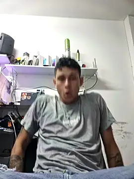 tom latin online show from 06-06-26, 02:27