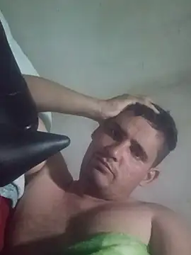 Snapshot of Marcosgay chatting on 05-21-26, 11:45 Marcosgay online show from 05-21-26, 11:45