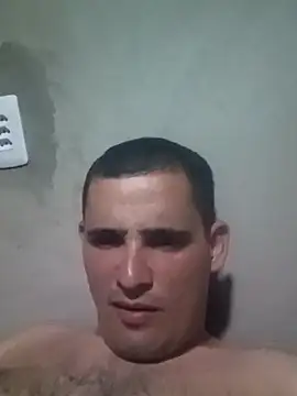 Snapshot of Marcosgay chatting on 06-15-26, 02:36 Marcosgay online show from 06-15-26, 02:36