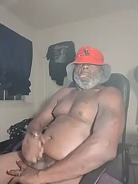 Snapshot of Tremainebigg chatting on 07-14-26, 09:25 Tremainebigg online show from 07-14-26, 09:25