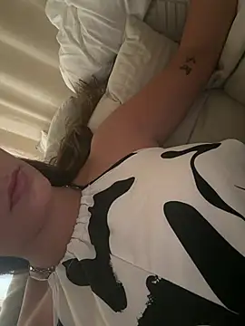 Candy lyx online show from 07-27-26, 02:24