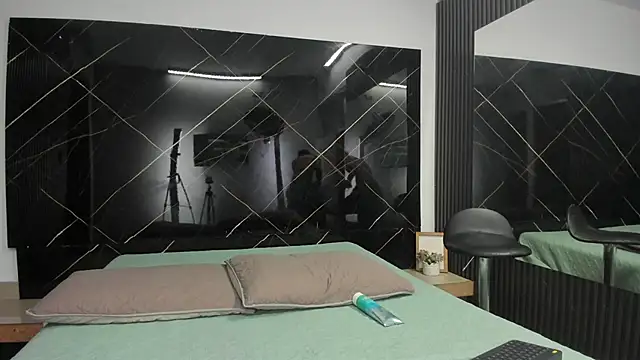 Camilo Contreras online show from 06-22-26, 07:33