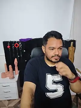 Snapshot of -AlejandroT- chatting on 05-20-26, 08:26 -AlejandroT- online show from 05-20-26, 08:26