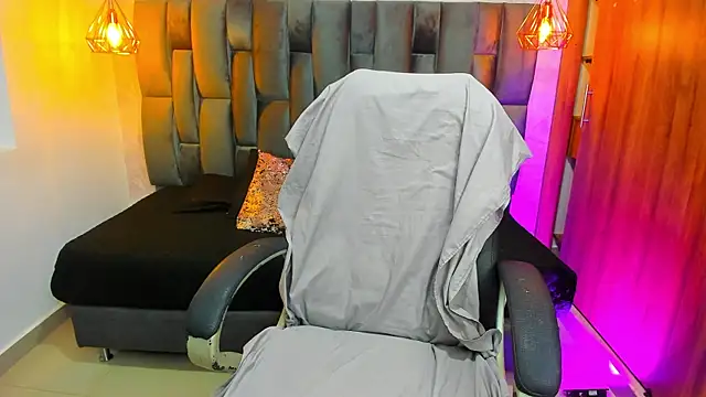 Snapshot of Miel_ferrer chatting on 07-02-26, 01:39 Miel ferrer online show from 07-02-26, 01:39