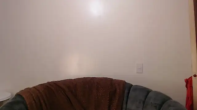Snapshot of -AmelieH chatting on 06-11-26, 11:14 -AmelieH online show from 06-11-26, 11:14