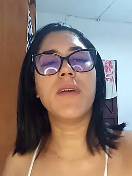Snapshot of Maria_celesteFantasy chatting on 05-21-26, 04:47 Maria celesteFantasy online show from 05-21-26, 04:47